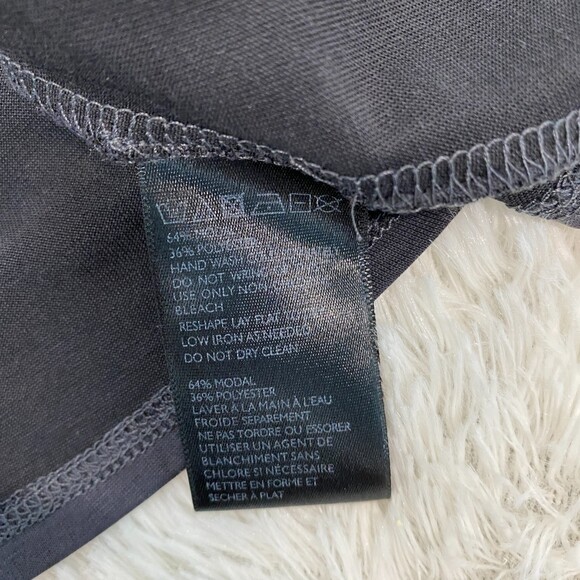 UO Silence and Noise Dark Gray V Neck Metal Chain Tank XS - Picture 6 of 9